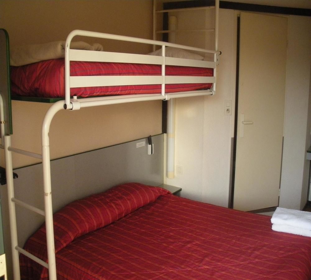 프리미어 클래스 에브루 호텔 에브뢰 외부 사진 A bunk bed